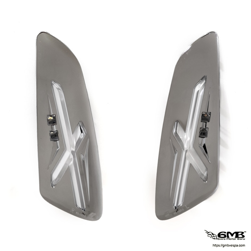 XStorm Indicator Vespa Sprint Chrome